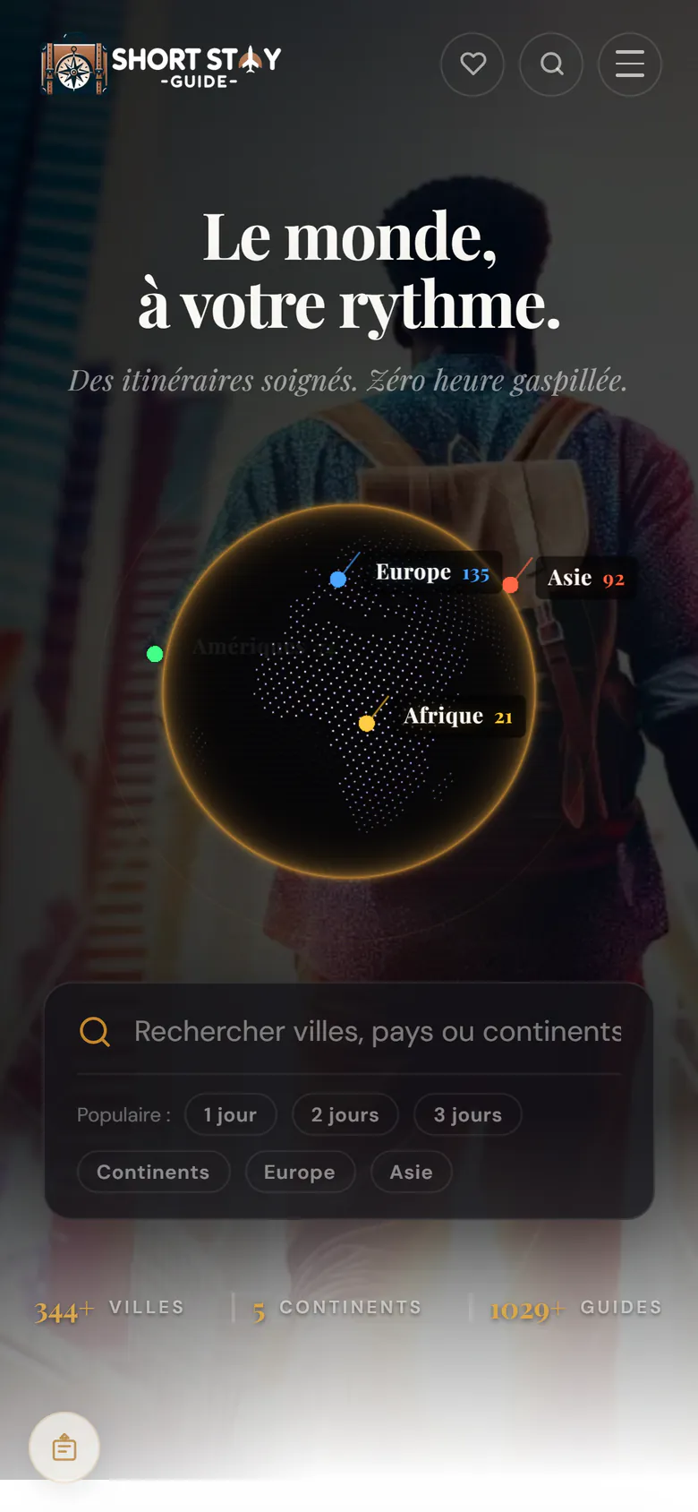 La page d’accueil de ShortStayGuide sur un téléphone : sa promesse, le globe des guides par continent et la recherche de villes